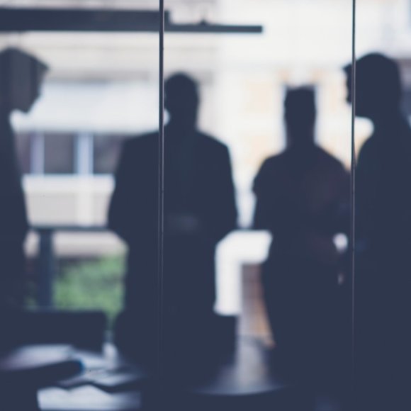 Meet your Posher, Karin - Picture 1 of 2